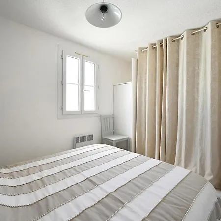 Holiday home 520 Le Petit Phare
